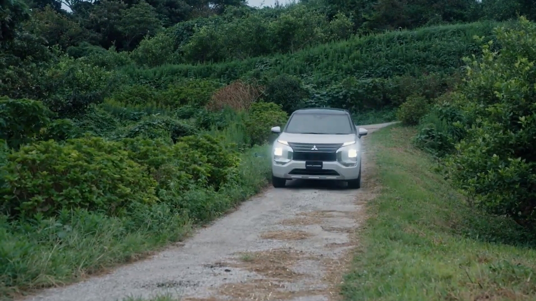 練習で疲れているときも快適に運転できて、ガソリン代を節約できるのもうれしいという