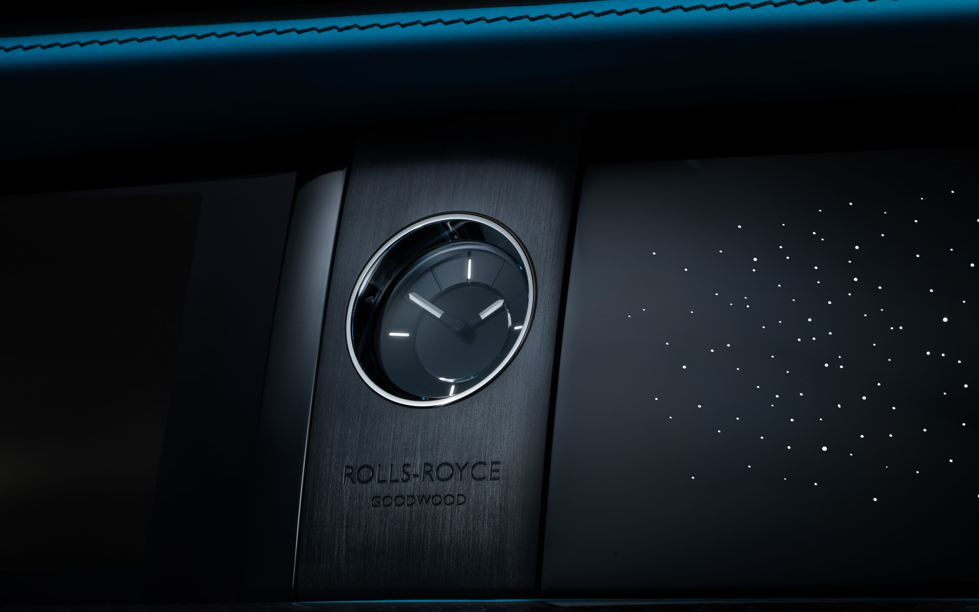 ブラック・バッジ・ゴーストのインテリア