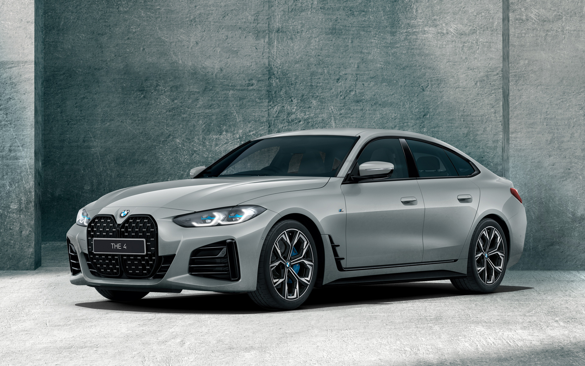 BMW 420i Gran Coupé M Sport Edition EDGE　ボディカラー「ブルックリン・グレー」