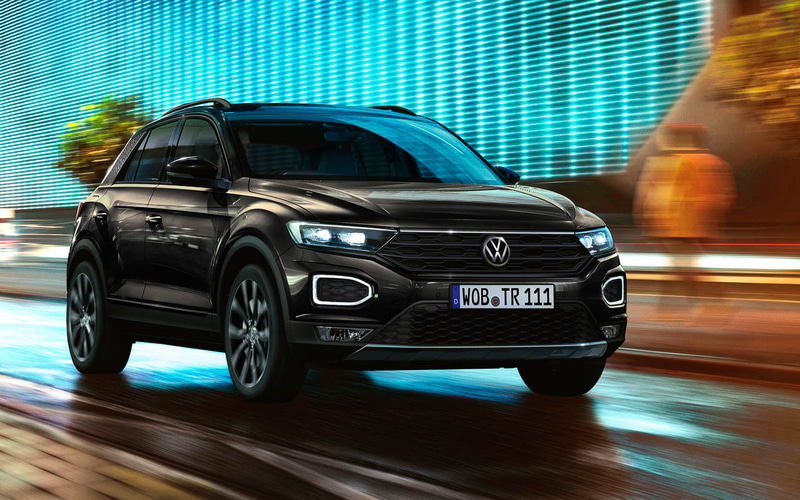 ハグオーワー クロスアンドクロス COFFEE pt.T-sh ブラック VW 4番目のSUV「Tクロス」 後席の移動で荷室容量が可変 GTI投入なし