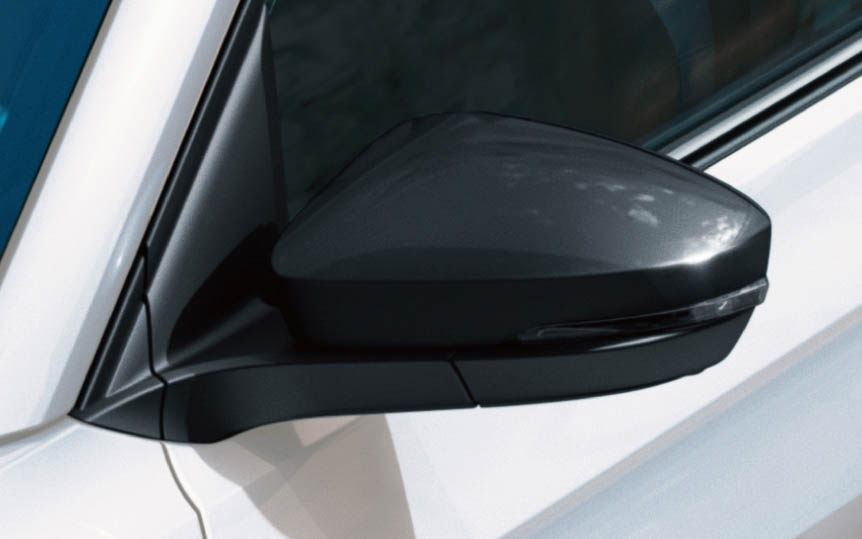 ドアミラー：ブラック