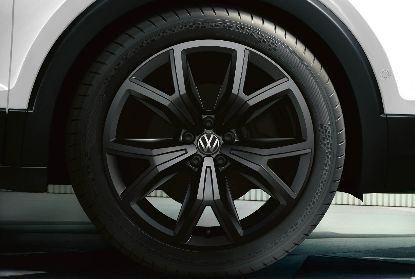 18インチアルミホイール