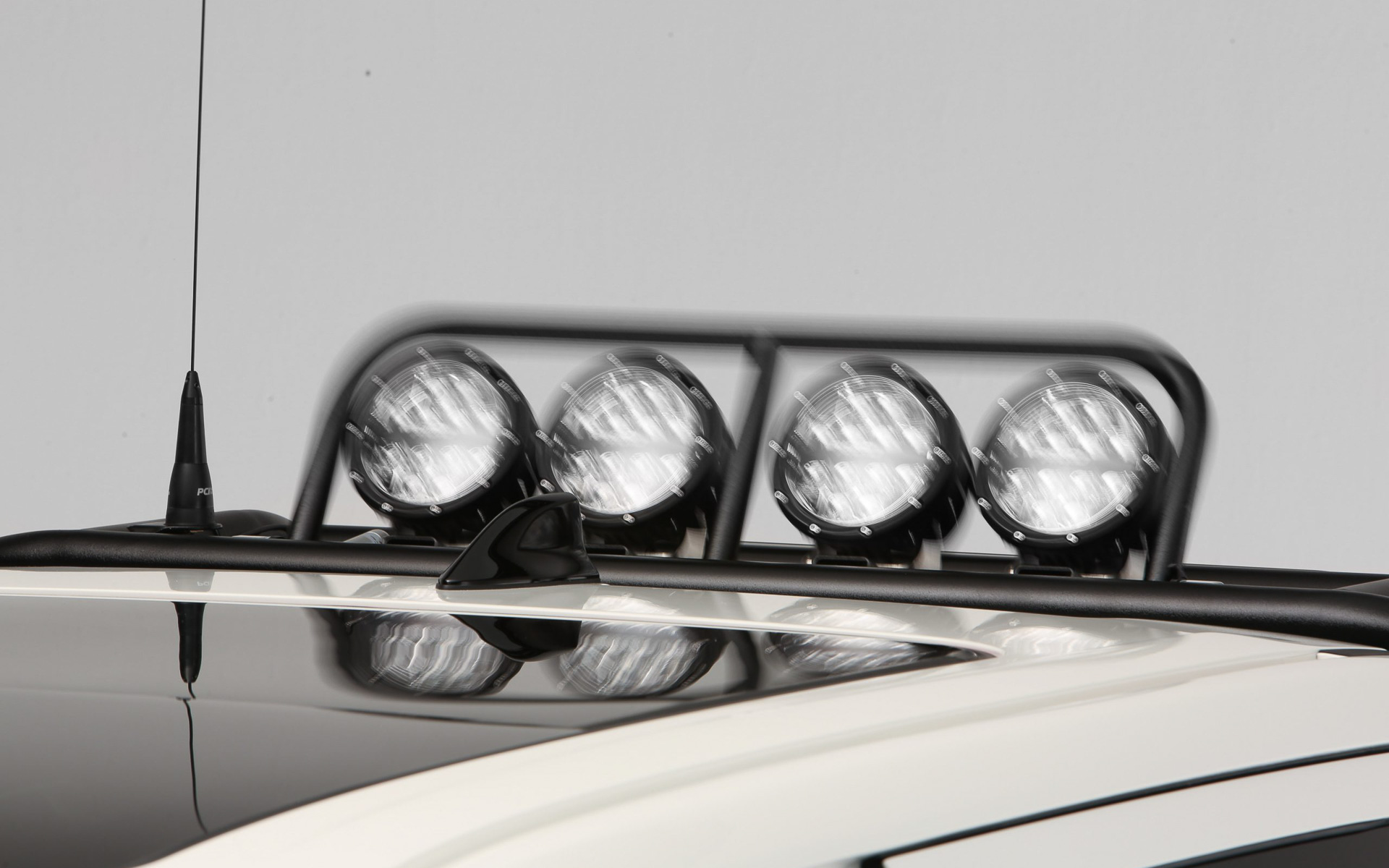 ルーフのライトは収納可能