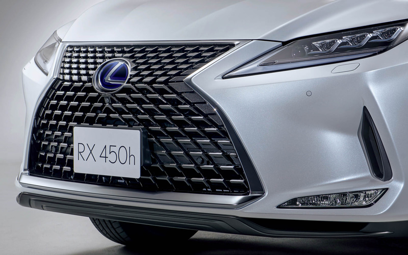 レクサス、「RX」に2タイプの特別仕様車“Black Tourer”と“Elegant