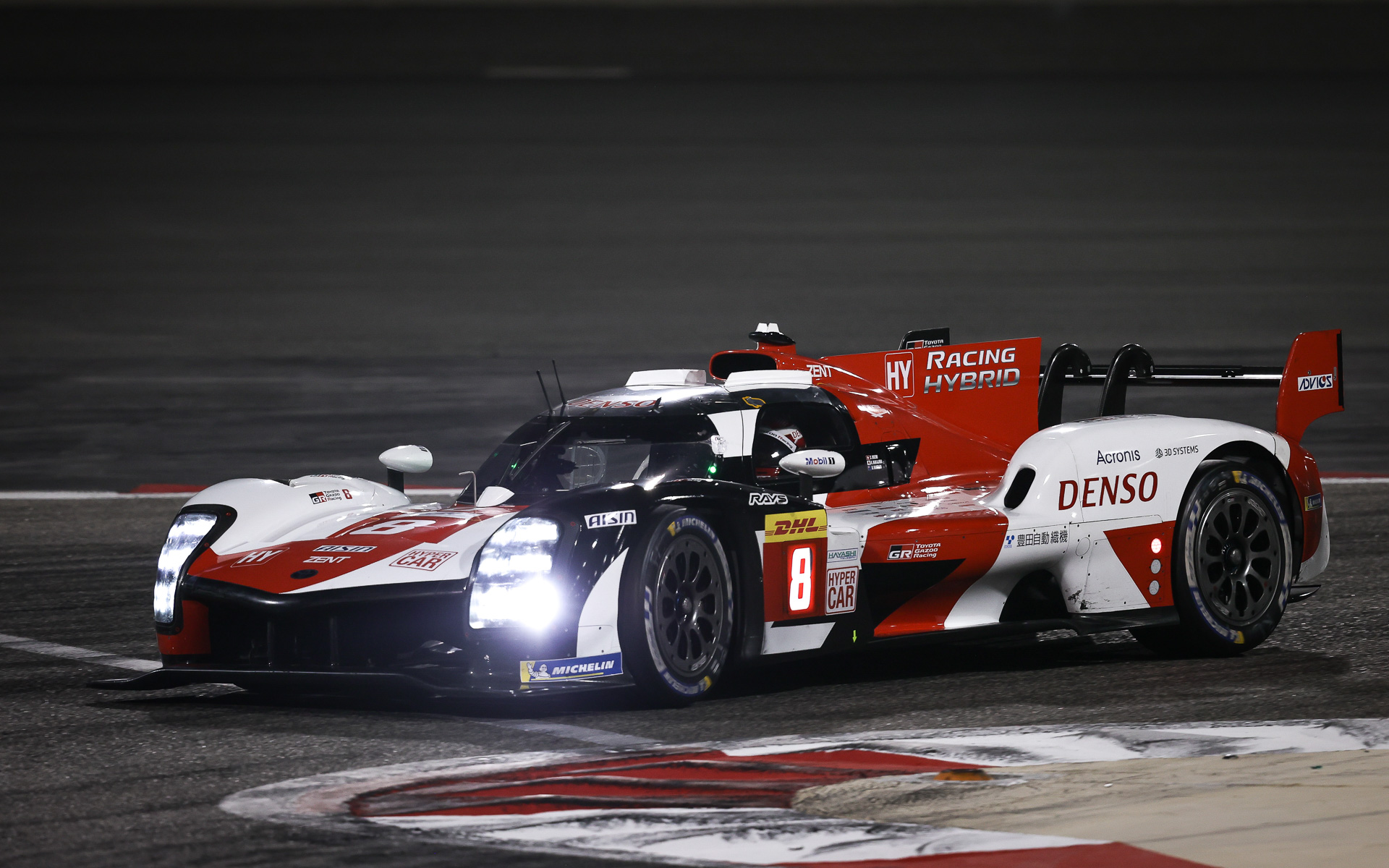 GR010 HYBRID 8号車