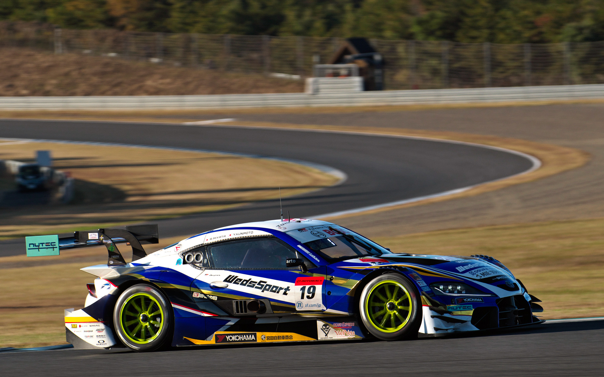 今シーズン2回目のポールを獲得した19号車 WedsSport ADVAN GR Supra