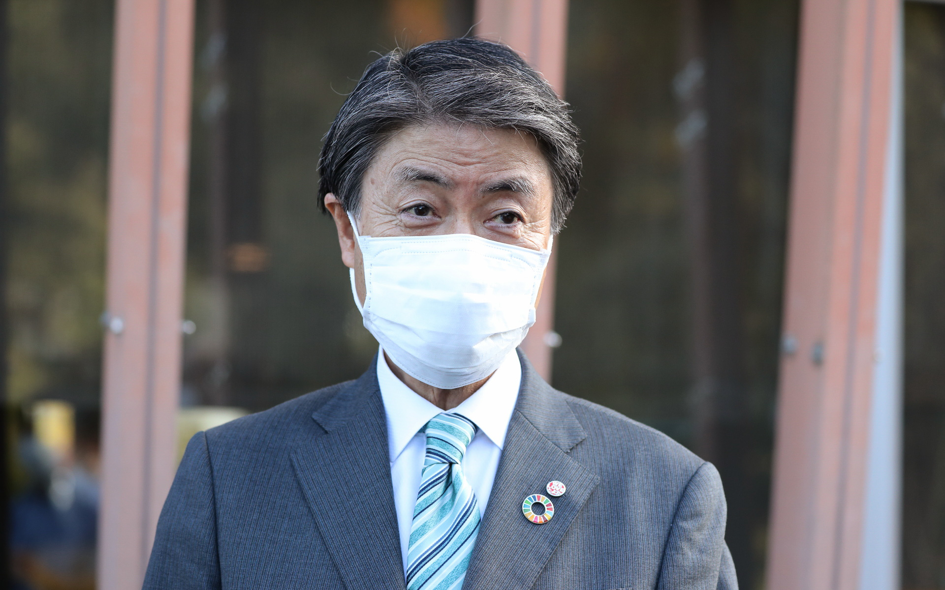 会見を行なう太田稔彦 豊田市長