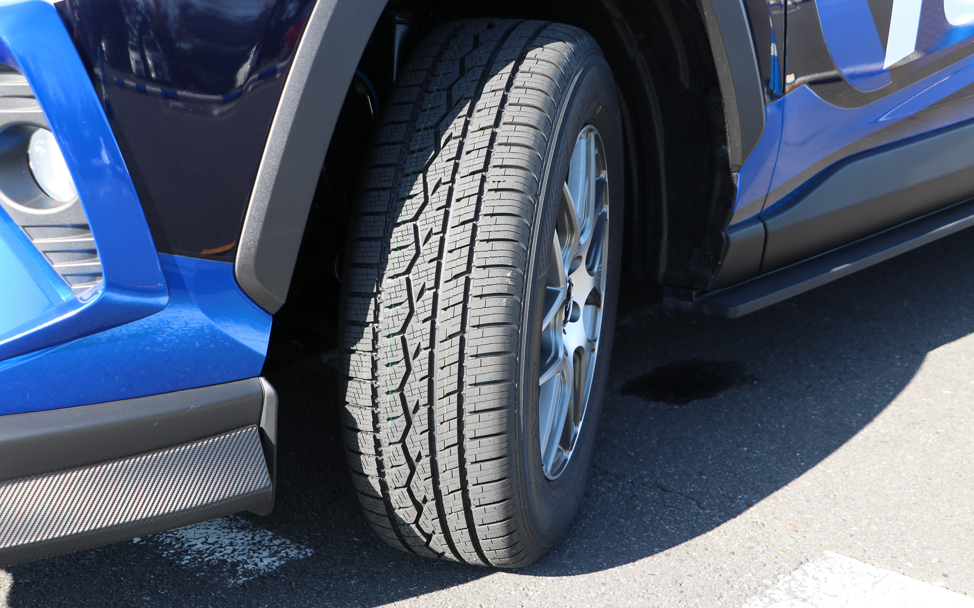 TOYO TIRESのオールシーズンタイヤ「セルシアス」