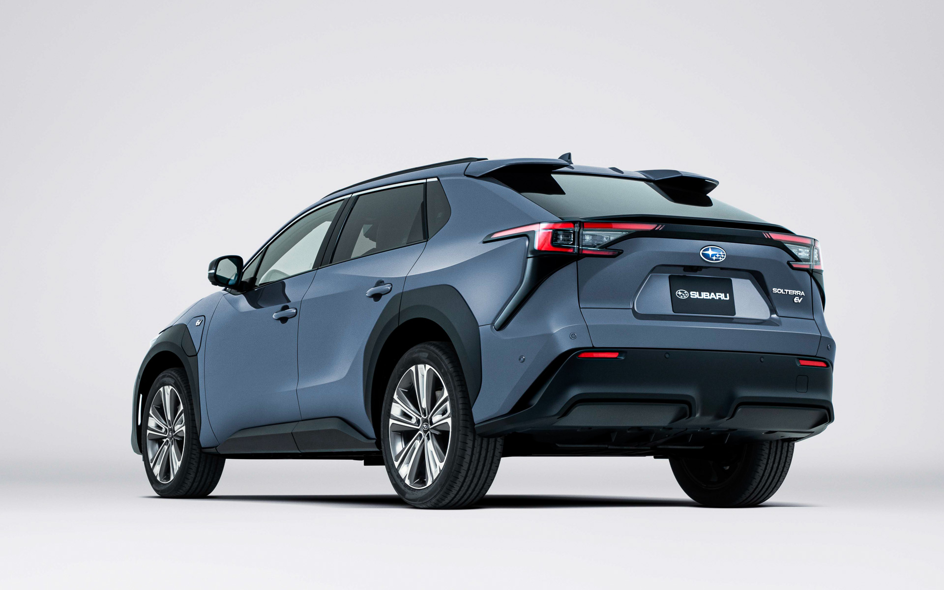 日本仕様のソルテラのボディサイズは4690×1860×1650mm（全長×全幅×全高）、ホイールベースは2850mm