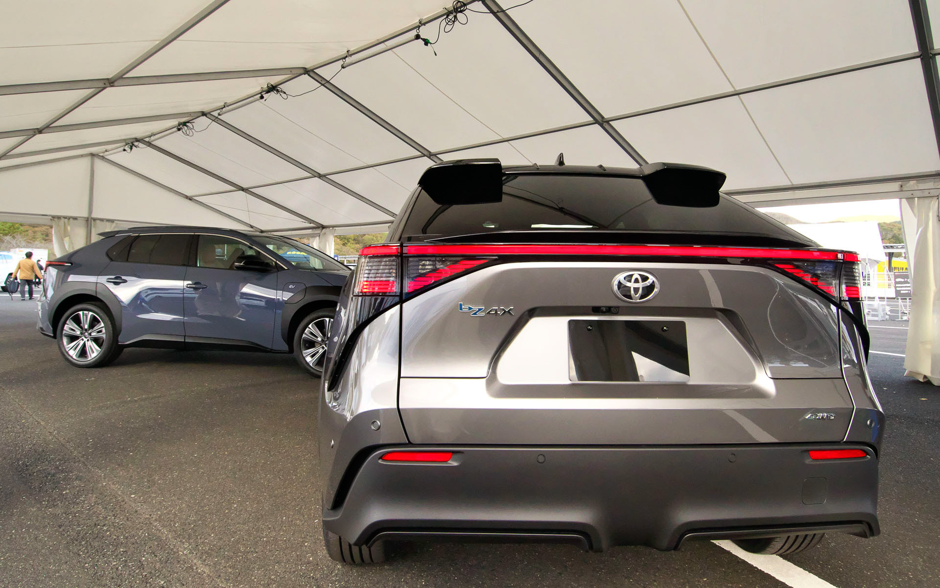 bZ4Xのリアまわり