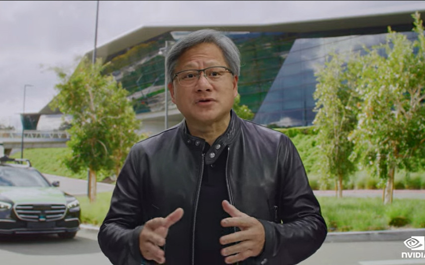 GTC21の基調講演で説明するNVIDIA CEO ジェンスン・フアン氏