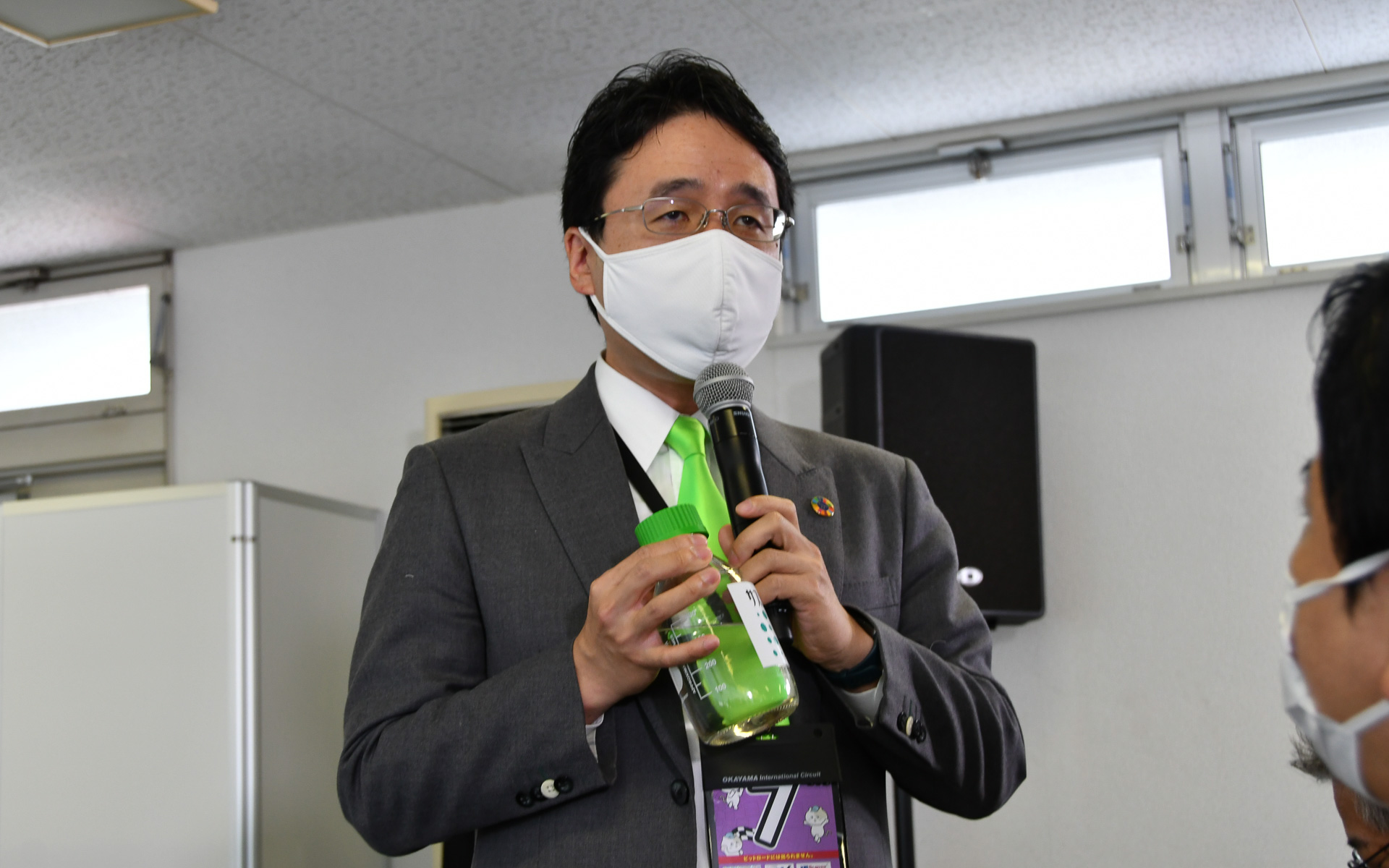 バイオディーゼル燃料「サステオ」を紹介したユーグレナ株式会社 出雲充社長