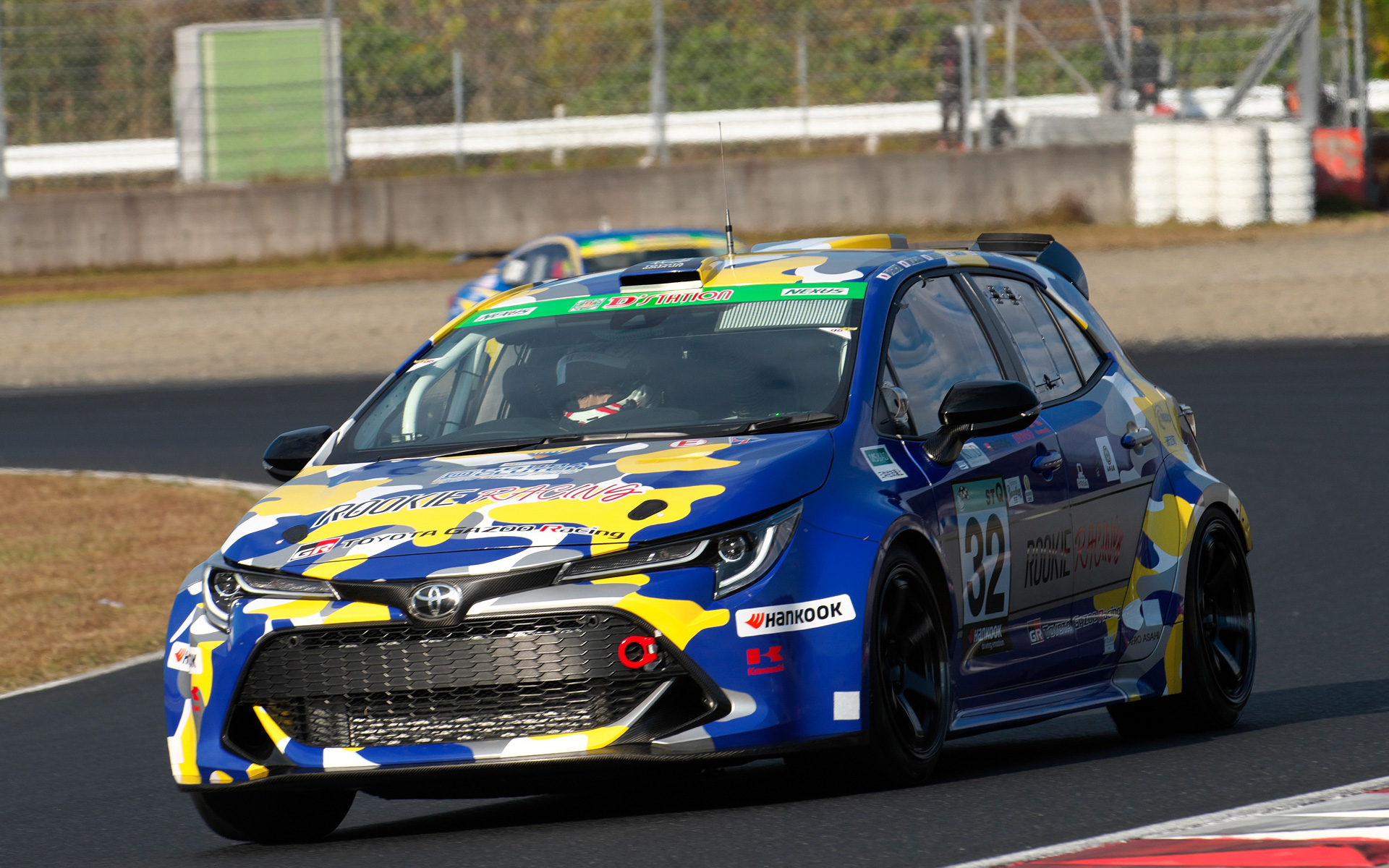 スーパー耐久岡山に参戦したトヨタの水素エンジン車両