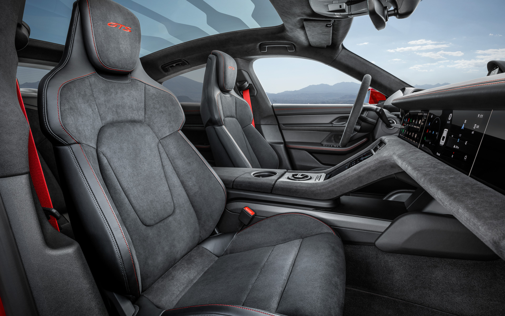 タイカンGTSのインテリア