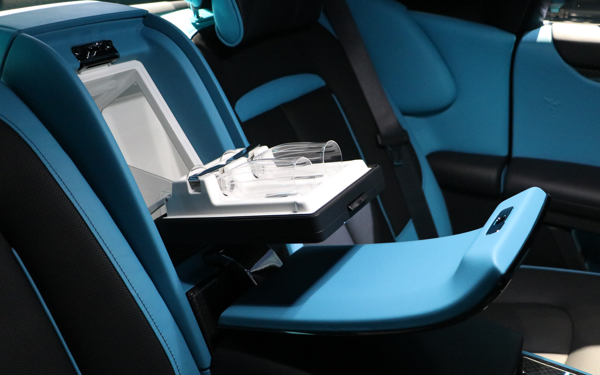 専用グラスを完備