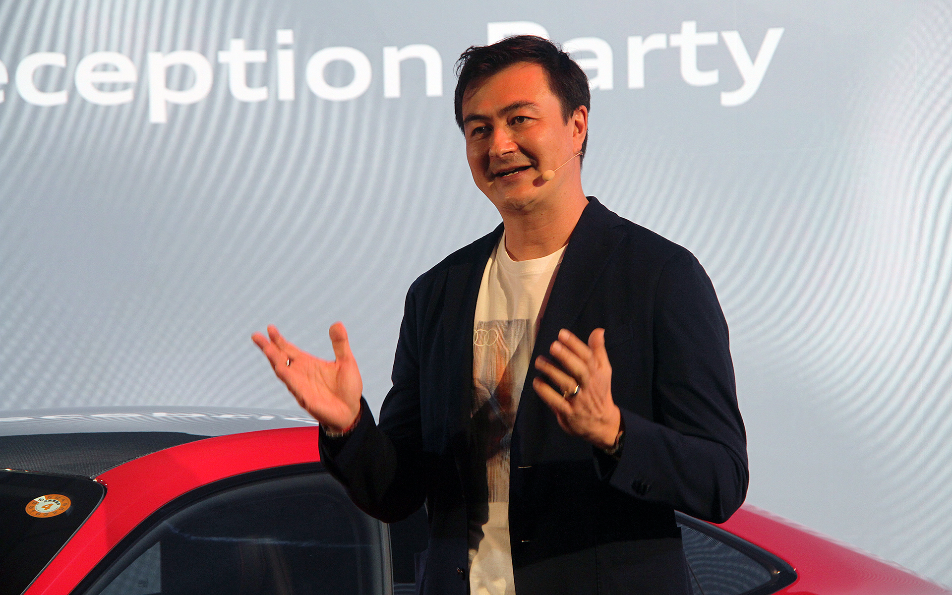 e-tron GTについて「リラックスしながらスポーツカー並みのパフォーマンスをエンジョイできる」とシェーパース社長