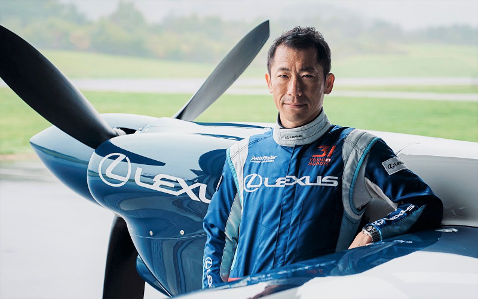 エアレース パイロット 室屋義秀（むろや よしひで）選手