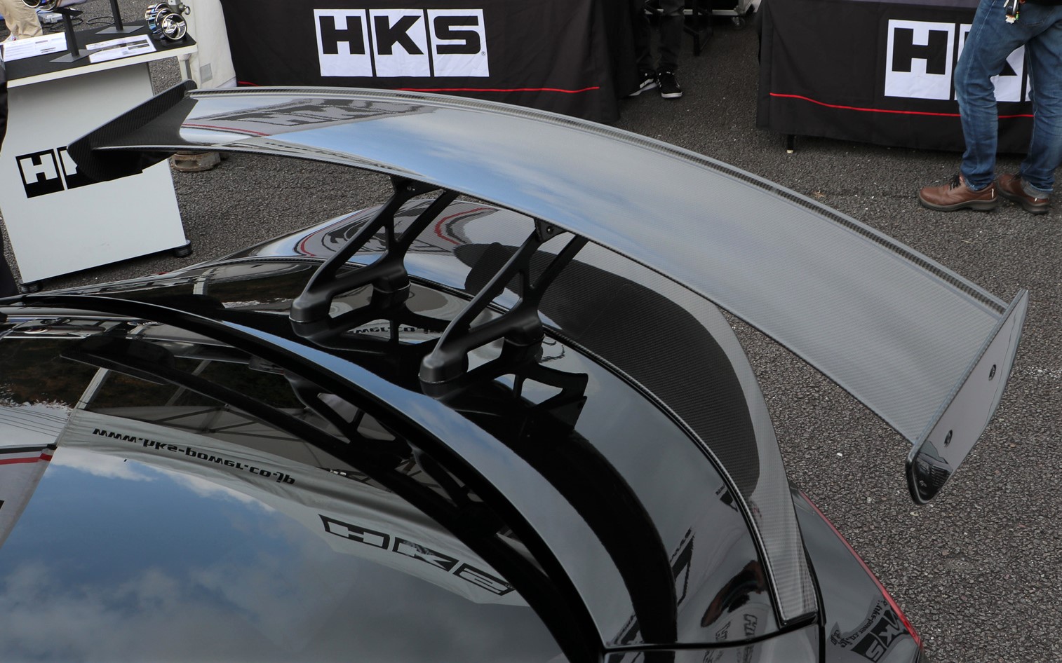 GTウイングとダックテール