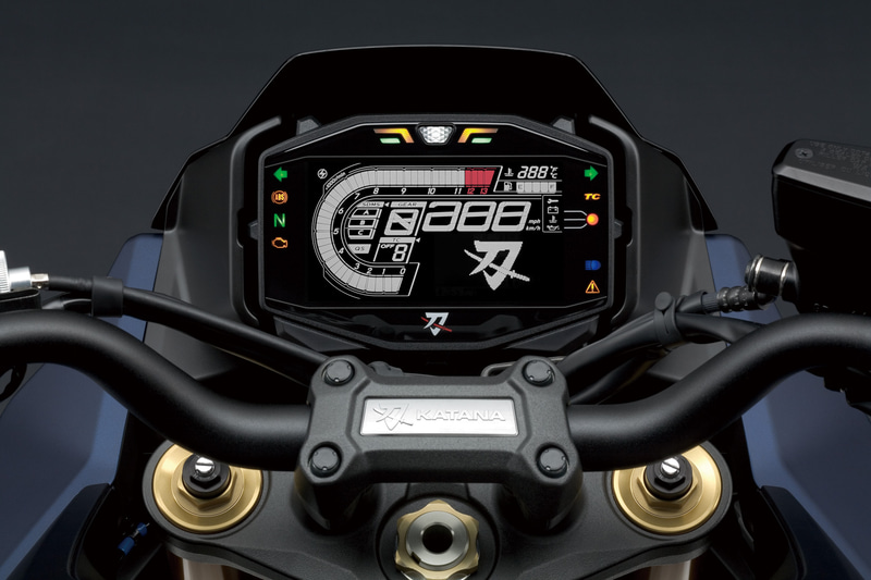 スズキ、青い新色の「カタナ」2022モデル公開 - Car Watch
