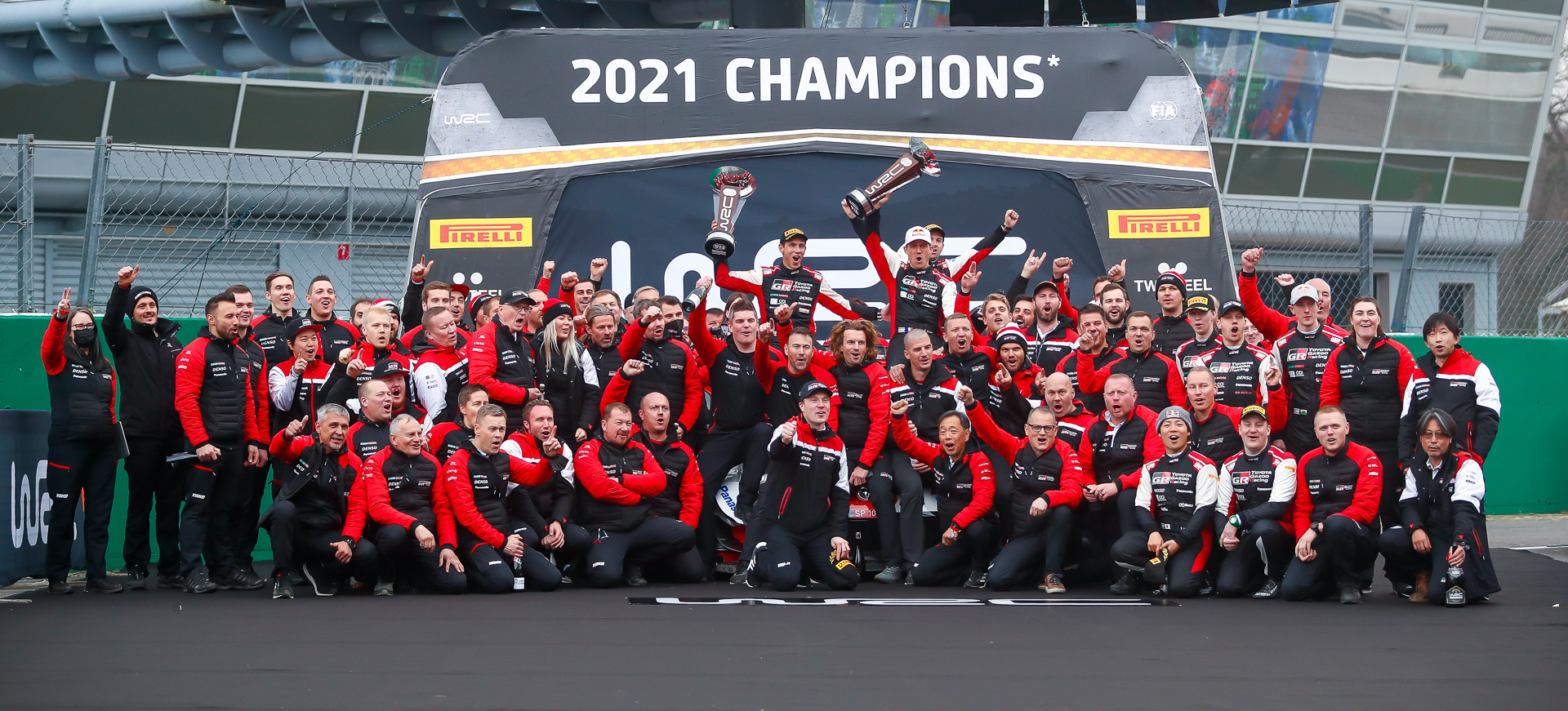 トヨタは1994年以来となる3冠を実現