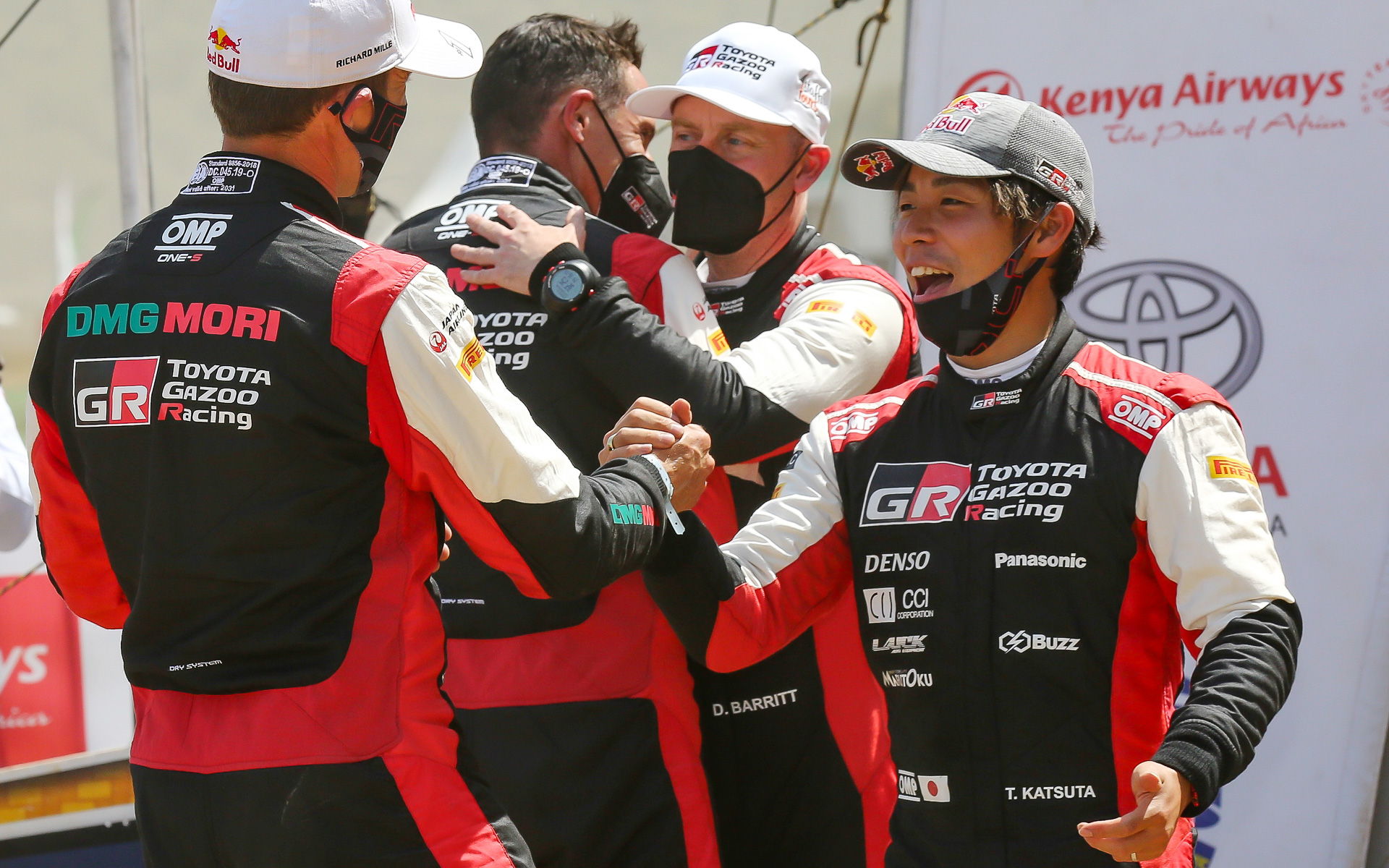 勝田選手のサファリ・ラリーにおける走りを「非常によいパフォーマンスを見せてくれた」とラトバラ代表は評価した