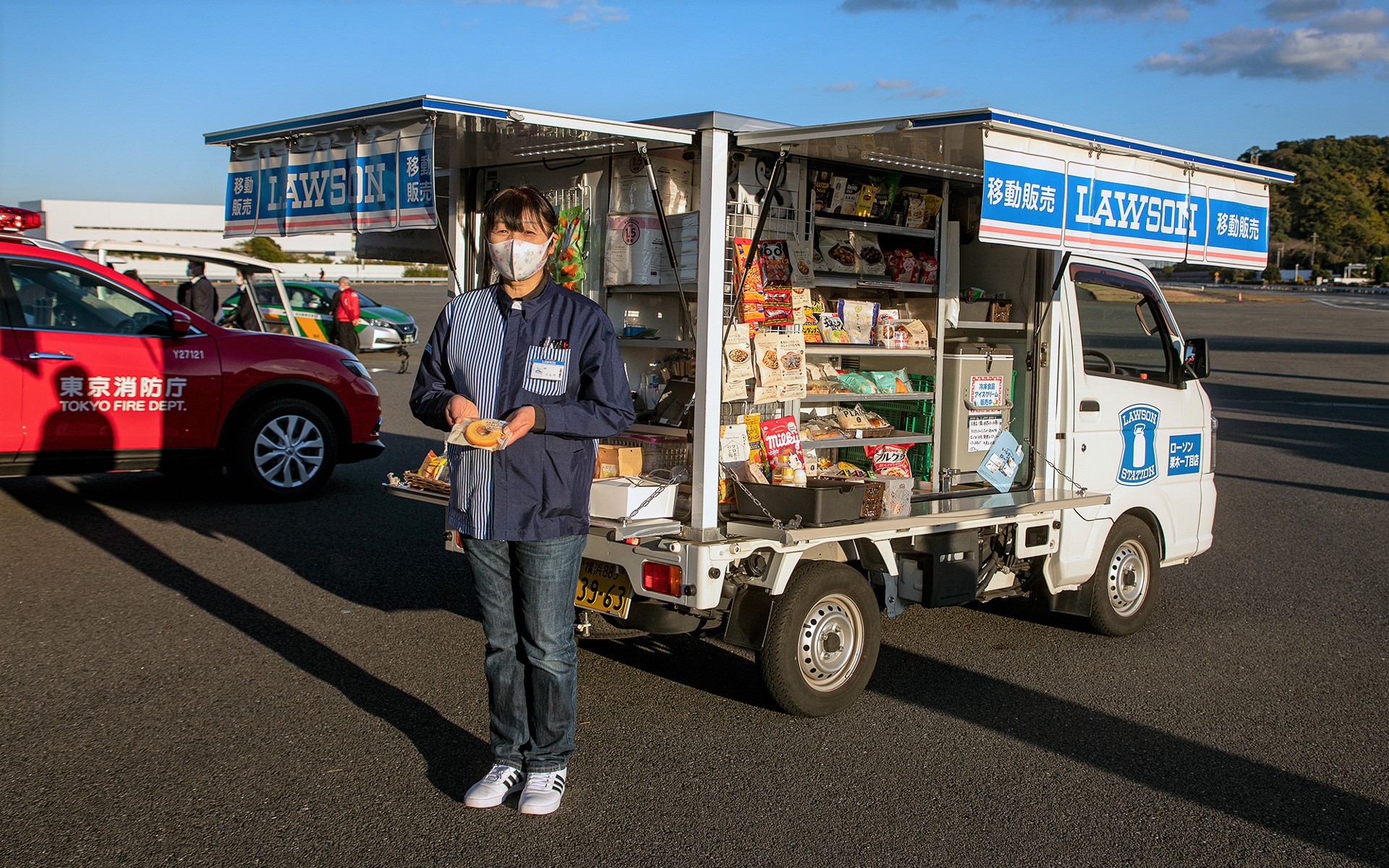 実際に商品を満載したコンビニ移動販売車も登場した「#日産あんばさだー はたらくクルマ3」