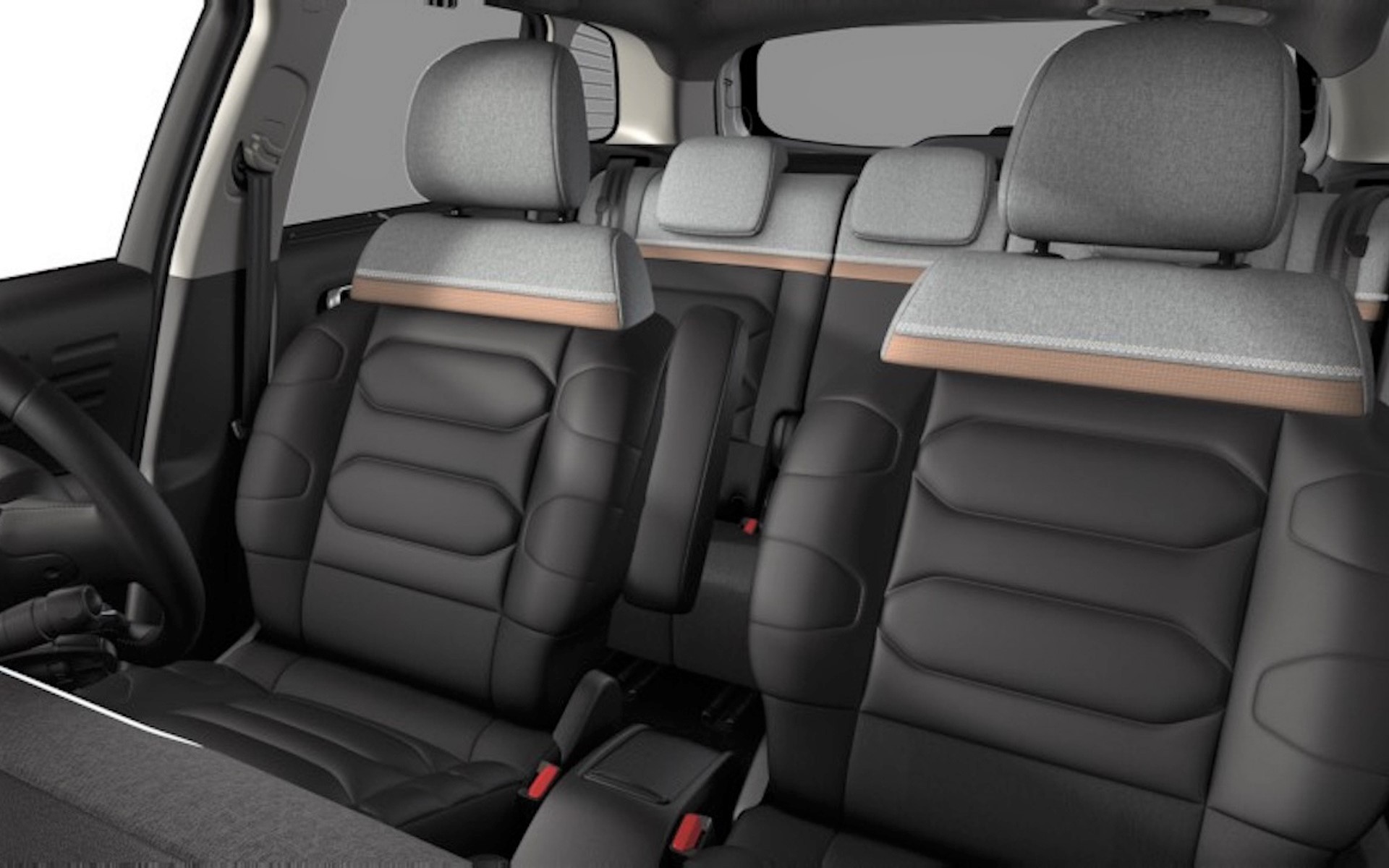 クラス最高レベルの乗り心地、座り心地を実現する「アドバンストコンフォートシート」を採用