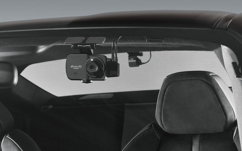 カーメイト、360°＋前後の3カメラを搭載した新型ドライブレコーダー