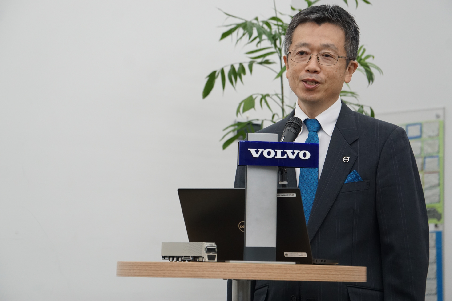 UDトラックス株式会社 ボルボ・トラックセールスプロダクトマネージャー 片山一郎氏