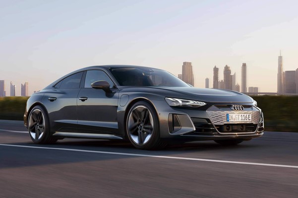 アウディ「RS e-tron GT」