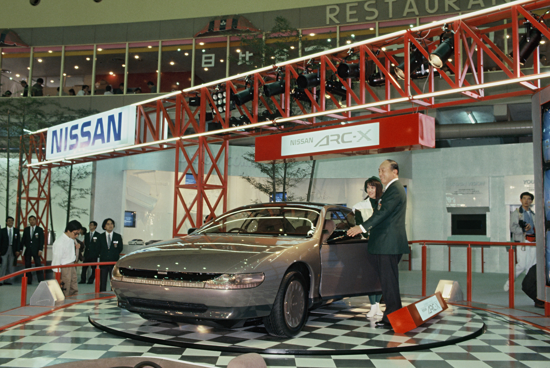 初代シーマが公開された1987年 第27回東京モーターショー