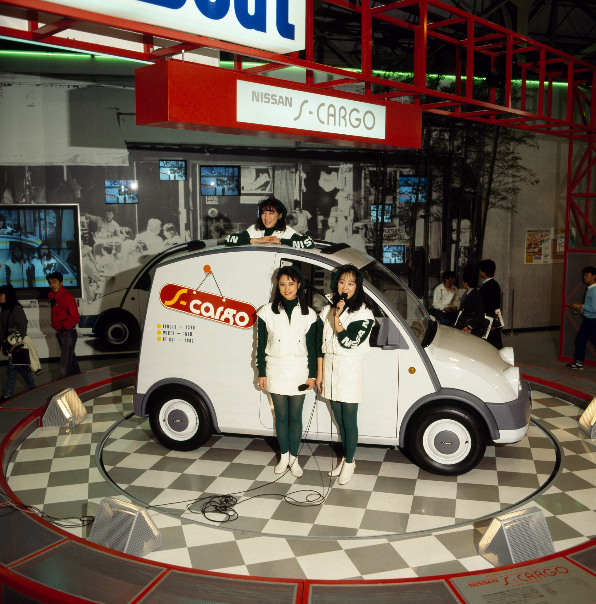 初代シーマが公開された1987年 第27回東京モーターショー