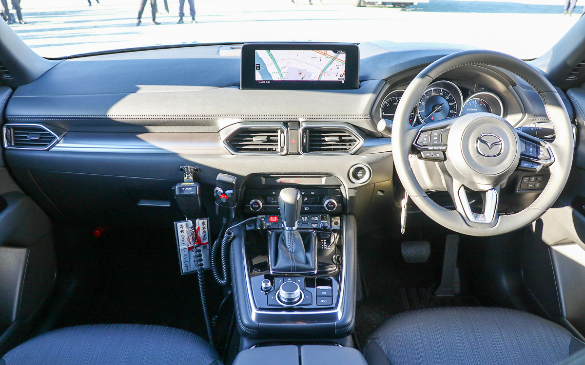 無線機や拡声器のマイクを装備