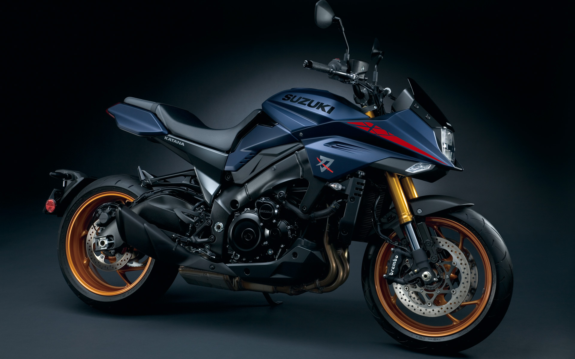 写真は欧州で発表された2022年モデル。「KATANA（カタナ）」は、燃料タンクから車体先端までシャープで流れるような、ひと目で「KATANA」とわかるデザインに、「GSX-R1000」のエンジンをベースとした水冷直列4気筒のパワフルなエンジン、軽量で剛性の高いアルミフレームとアルミスイングアームを採用し、高い基本性能と扱いやすさを両立させた大型二輪車