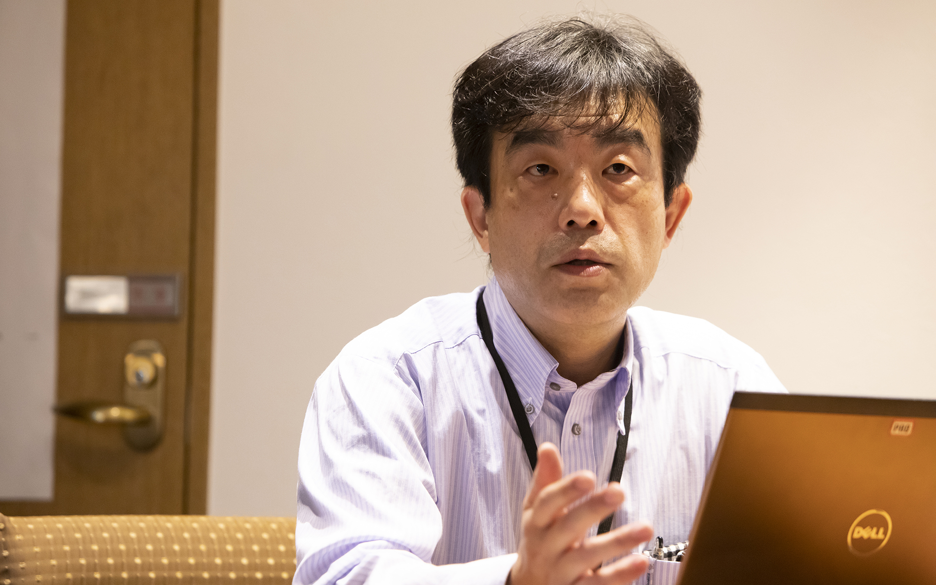 スクールでは「新車は新車以上に、中古車は新車に！」と「お客様に感動を！」をテーマに技術力の向上を行なう。講習の仕上げとして技術検定試験を行なっているという