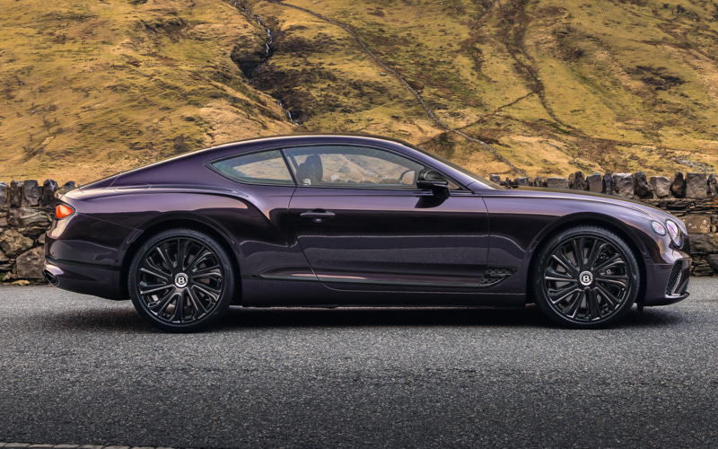 ベントレー、コンチネンタルGTに「マリナーブラックライン」を設定