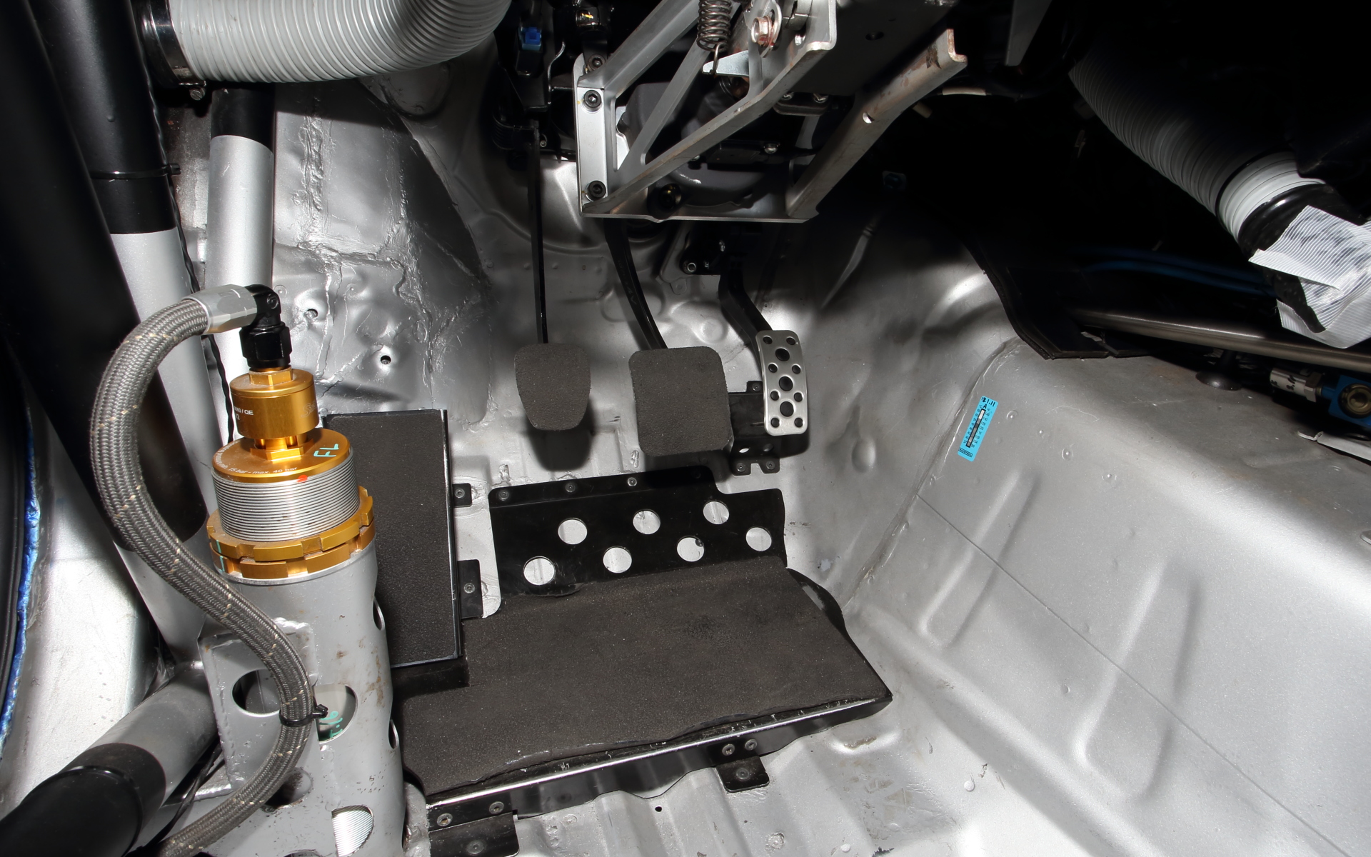 写真で見る2022年参戦マシン（内観 他）