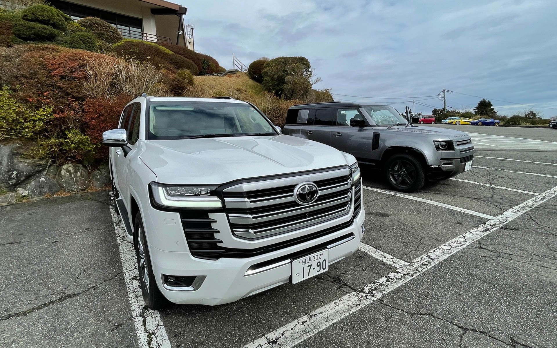 ランクルとディフェンダー110