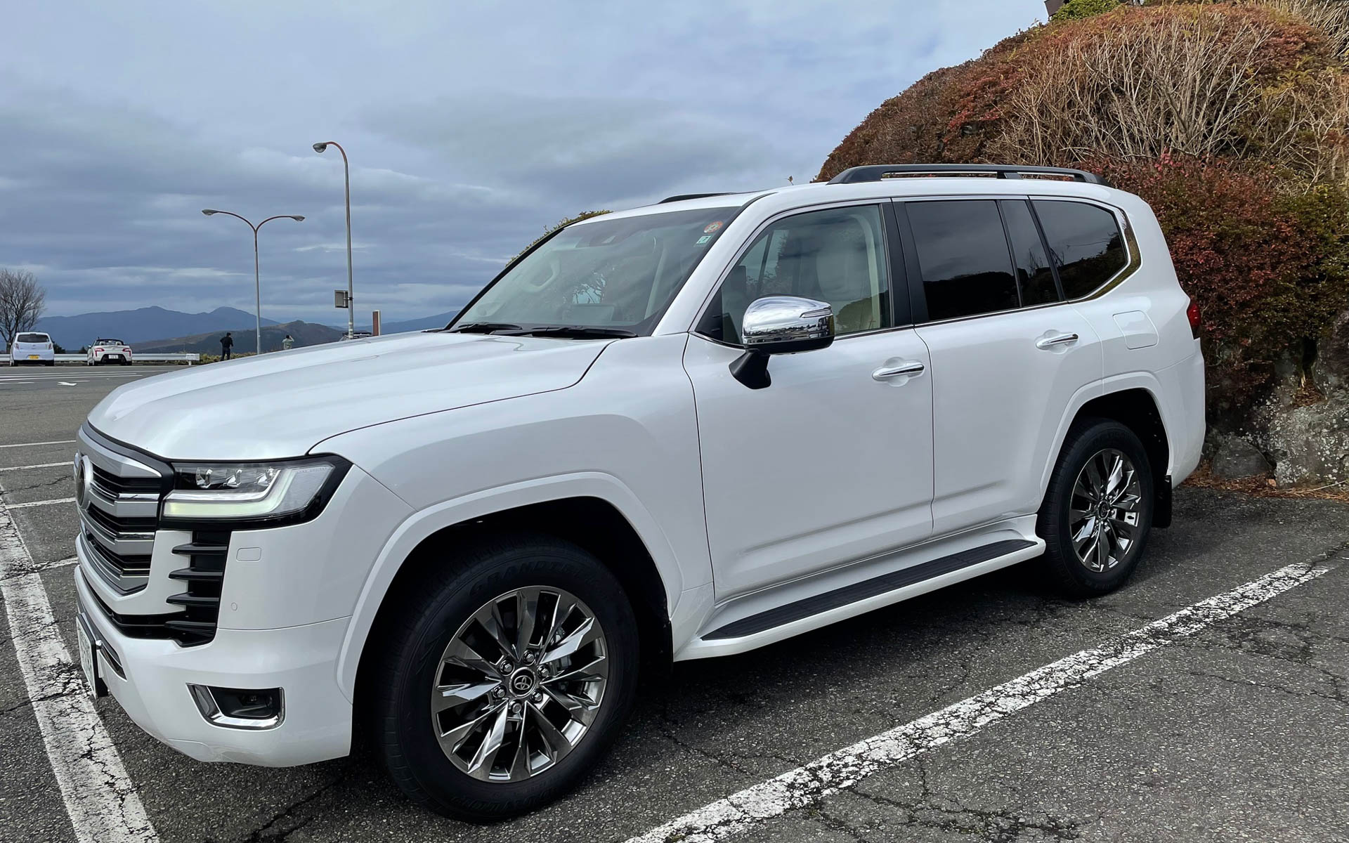 ランクル300。威風堂々