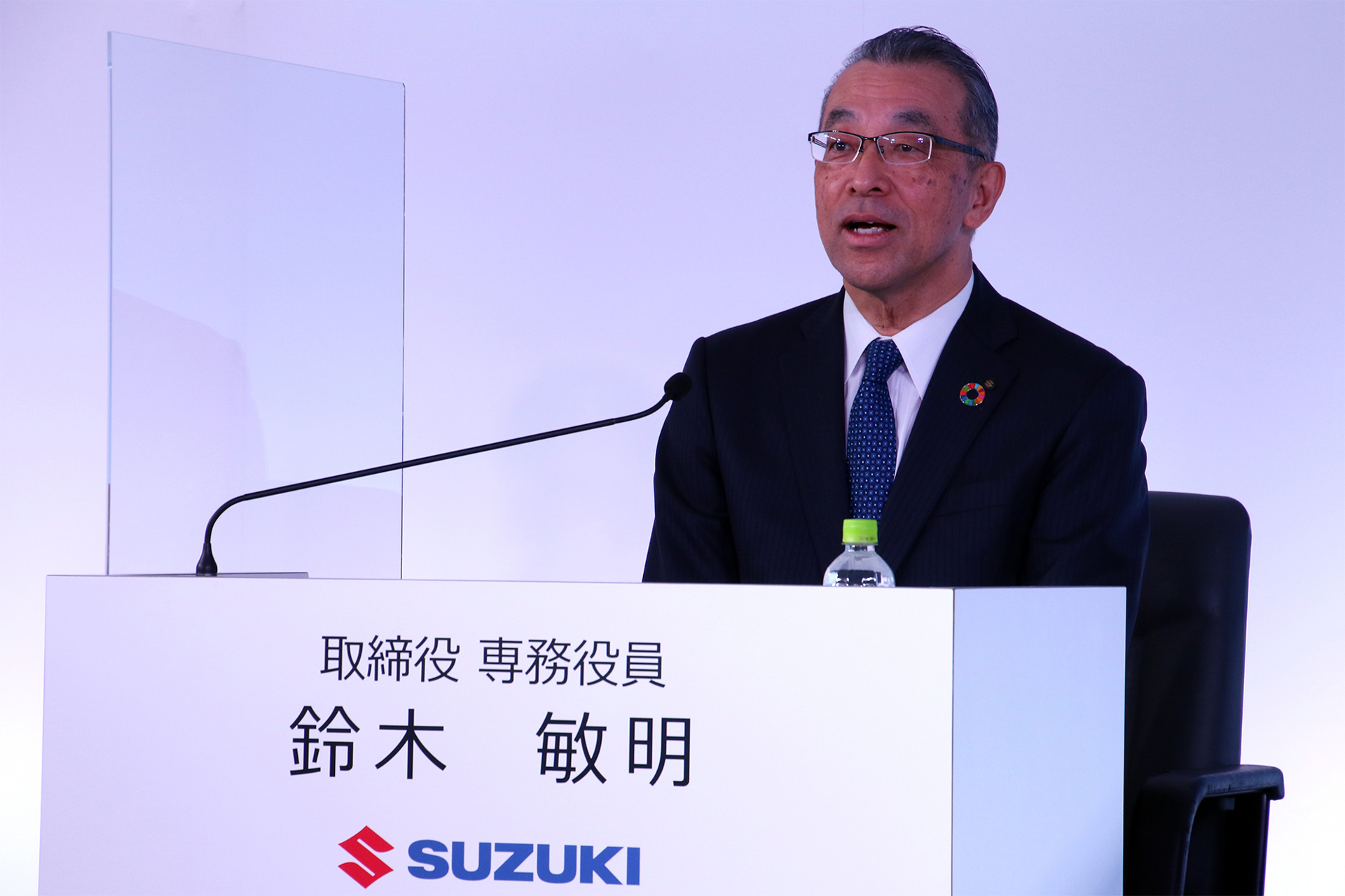 取締役専務役員 国内第一営業本部長の鈴木敏明氏