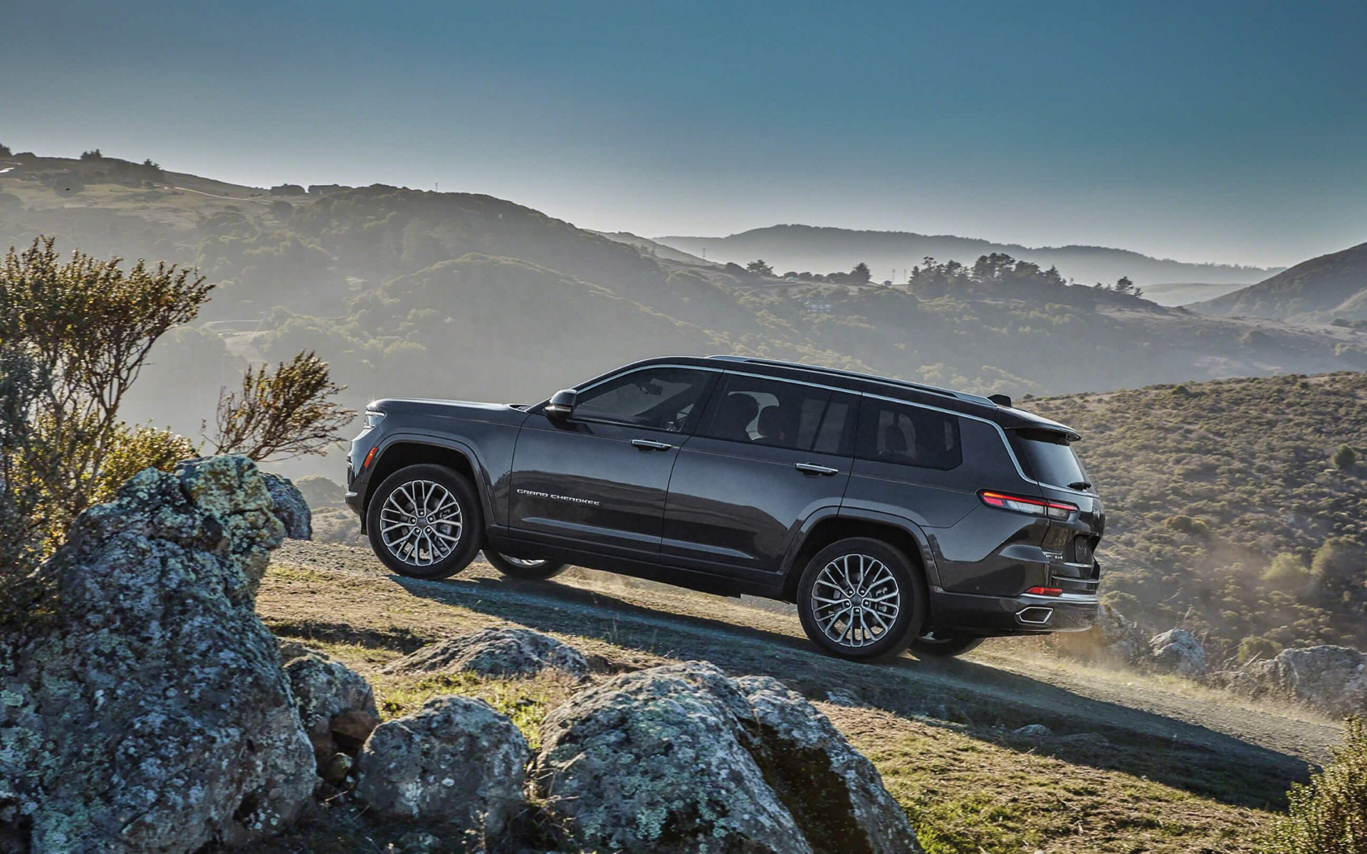 グランドチェロキー L