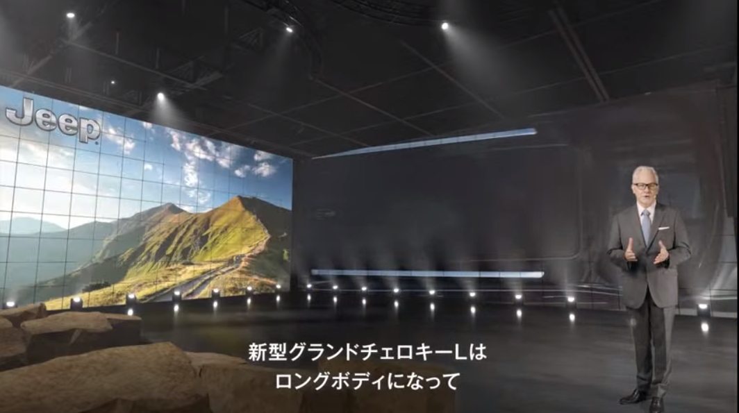 3列シートを備えることで、6人乗り、または7人乗りを可能にした