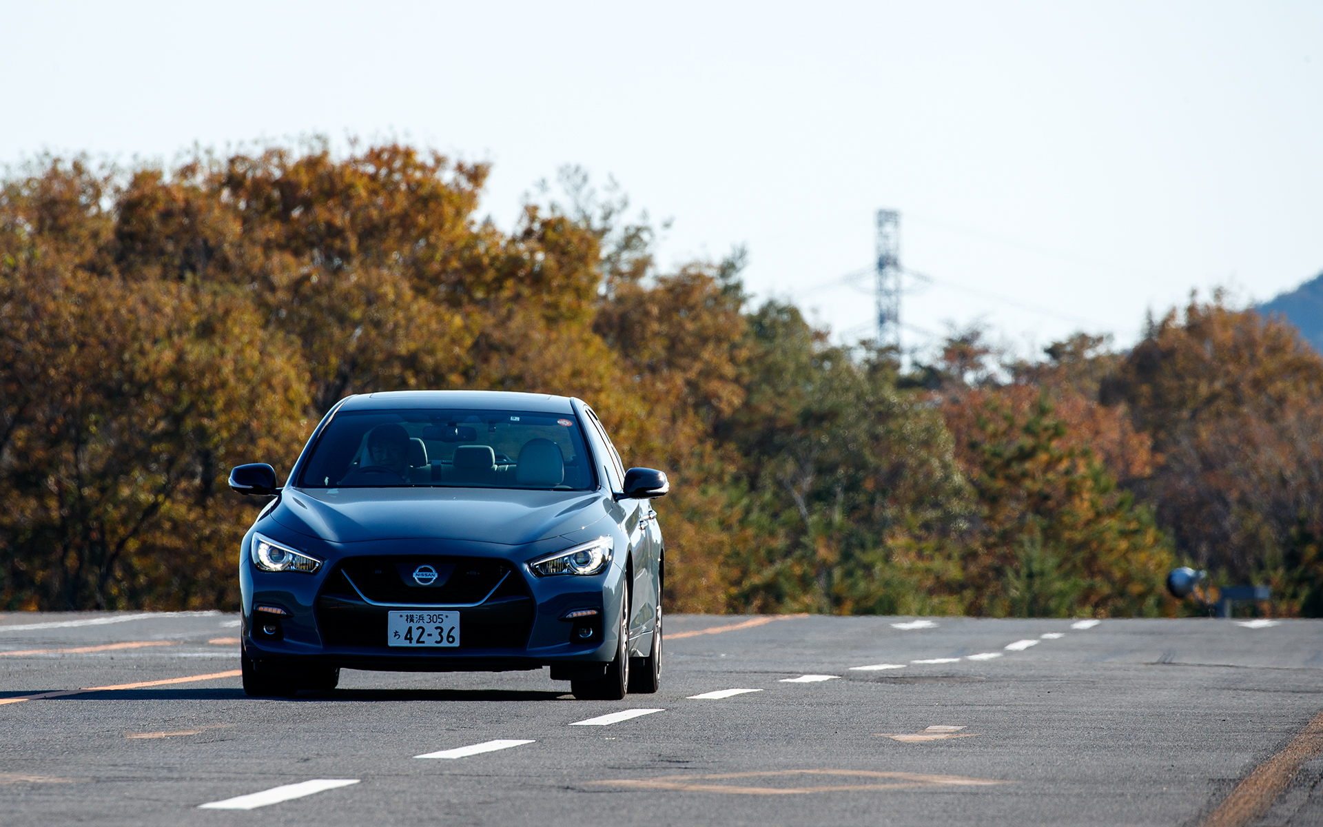 ノーマルのスカイライン 400Rにも試乗