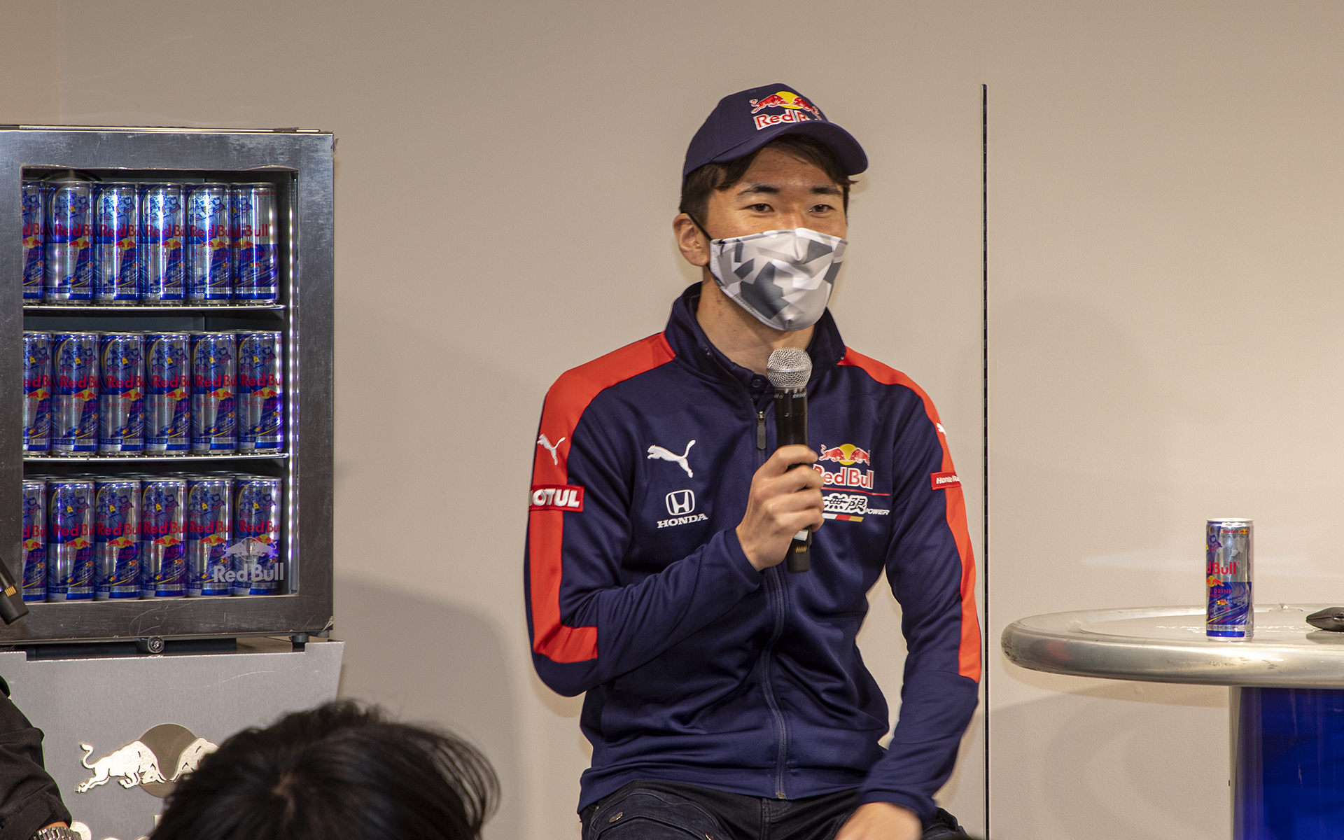 SUPER GTでHONDA NSX-GTをドライブする「TEAM Red Bull MUGEN」の笹原右京選手