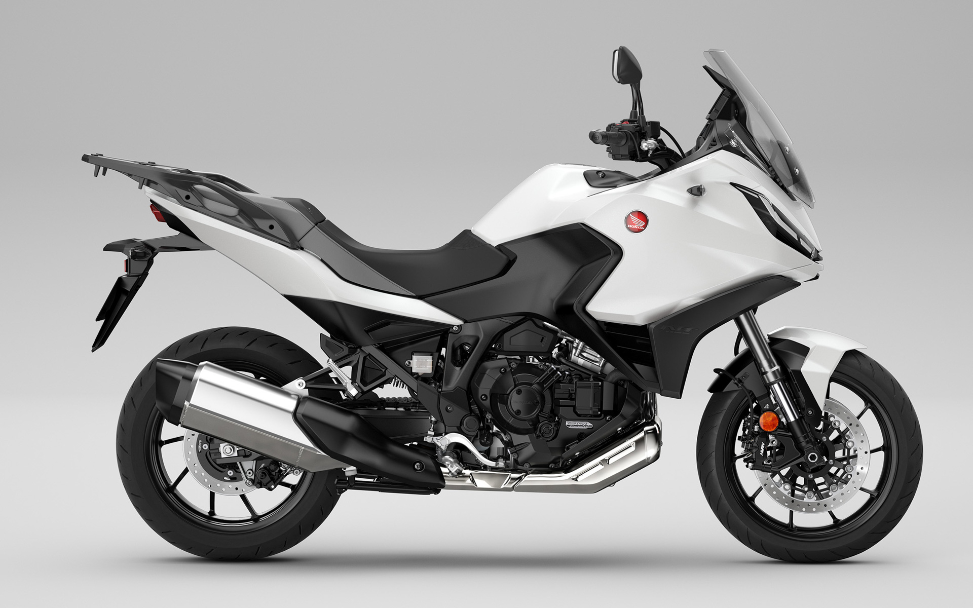 NT1100（パールグレアホワイト）