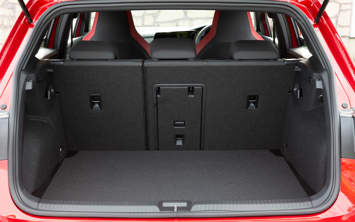 ラゲッジスペースのレイアウト