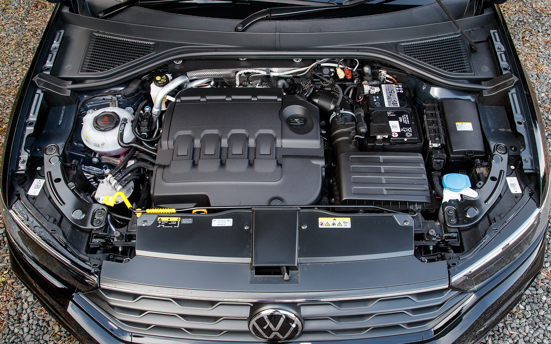 直列4気筒DOHC 2.0リッターディーゼルターボエンジンの最高出力は110kW（150PS）/3500-4000rpm、最大トルクは340Nm（34.7kgfm）/1750-3000rpmを発生。WLTCモード燃費は18.6km/L