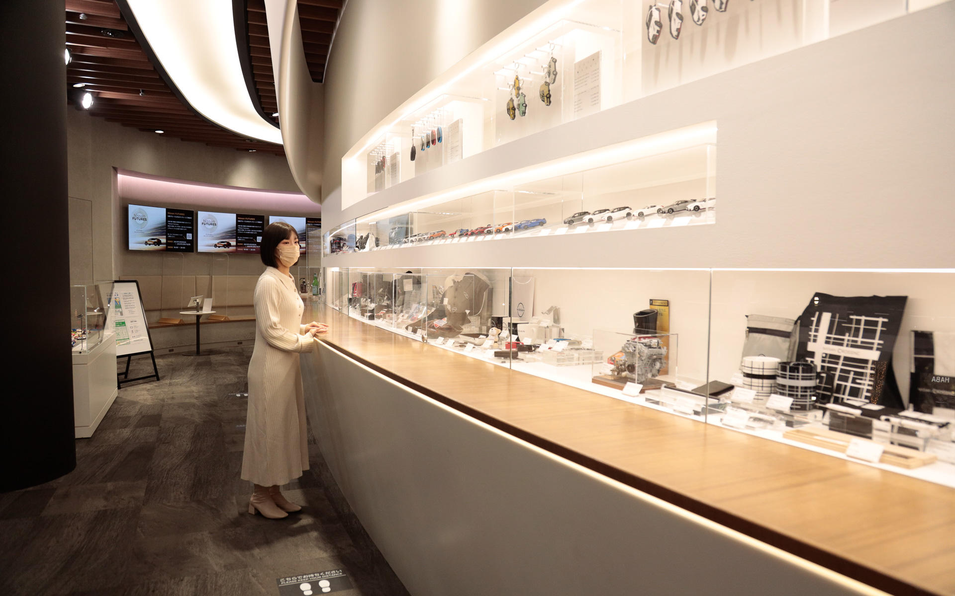 オリジナルグッズも多数取り扱っている