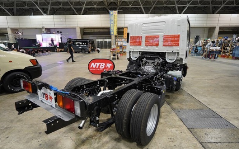 キャンピングカー専用シャシー いすゞ新Be-cam ハイキャブ2.0t