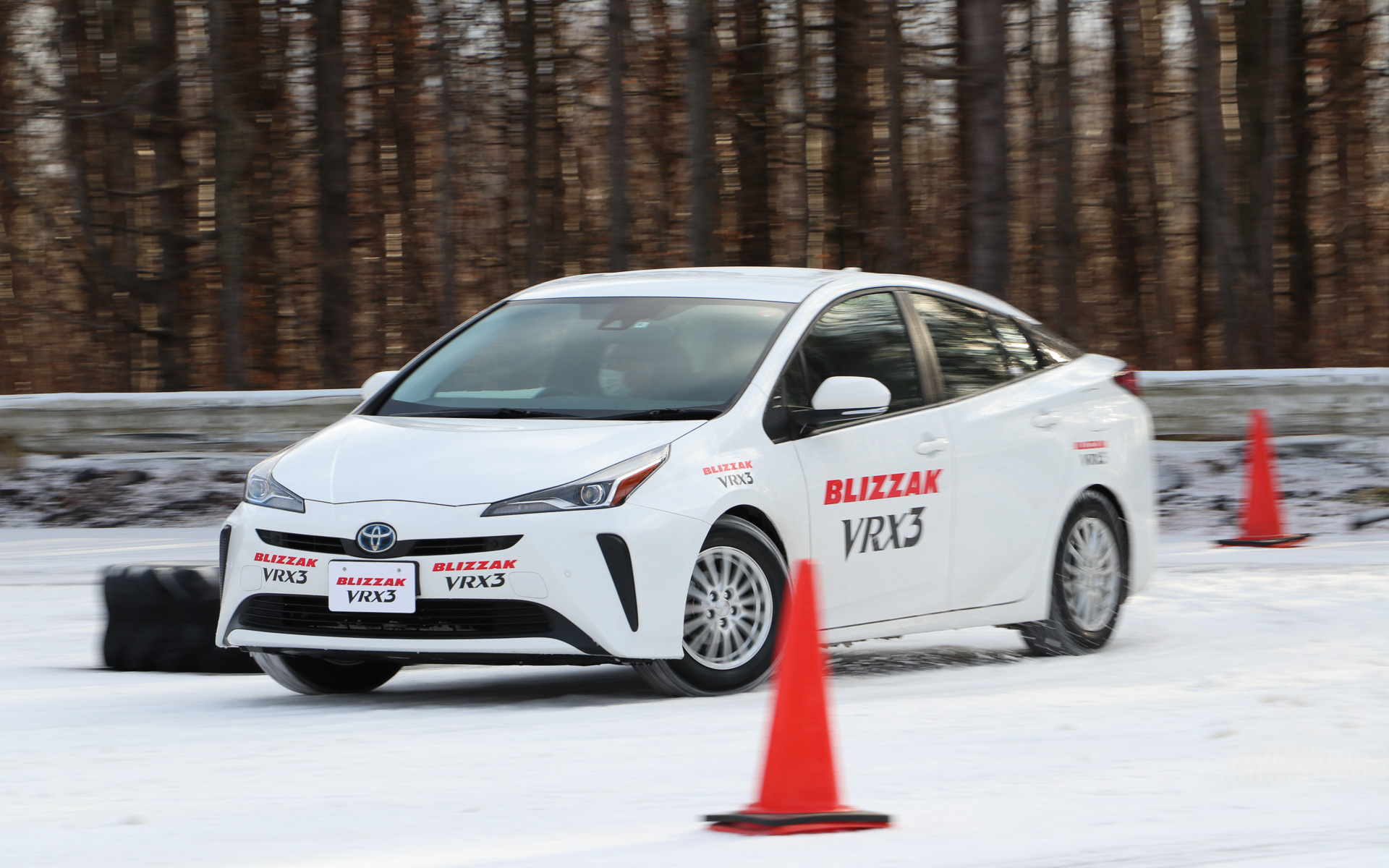 トヨタ「プリウス」